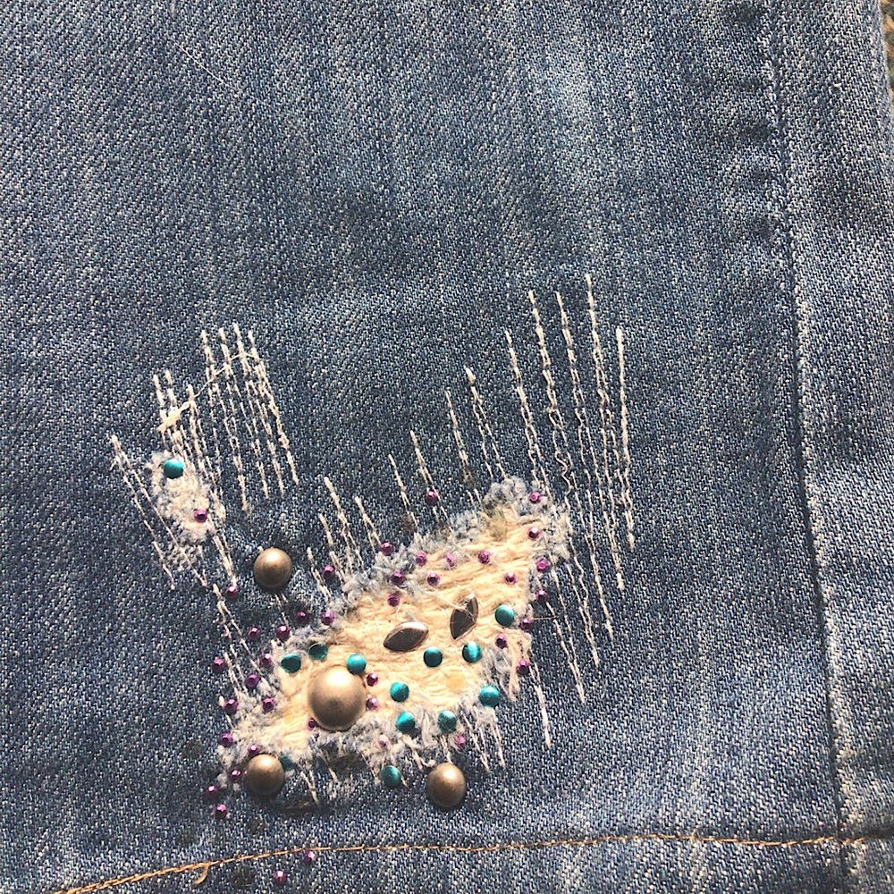 Denim jeans With beads! Super Unique find XS S 28